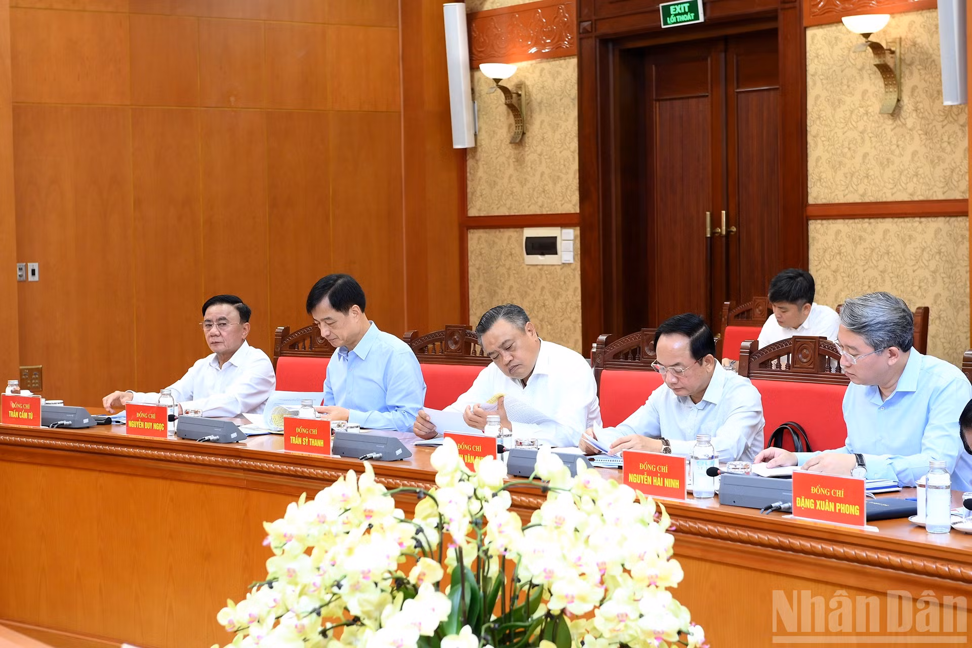 ndo_br_a4-bnd-2064.jpg
