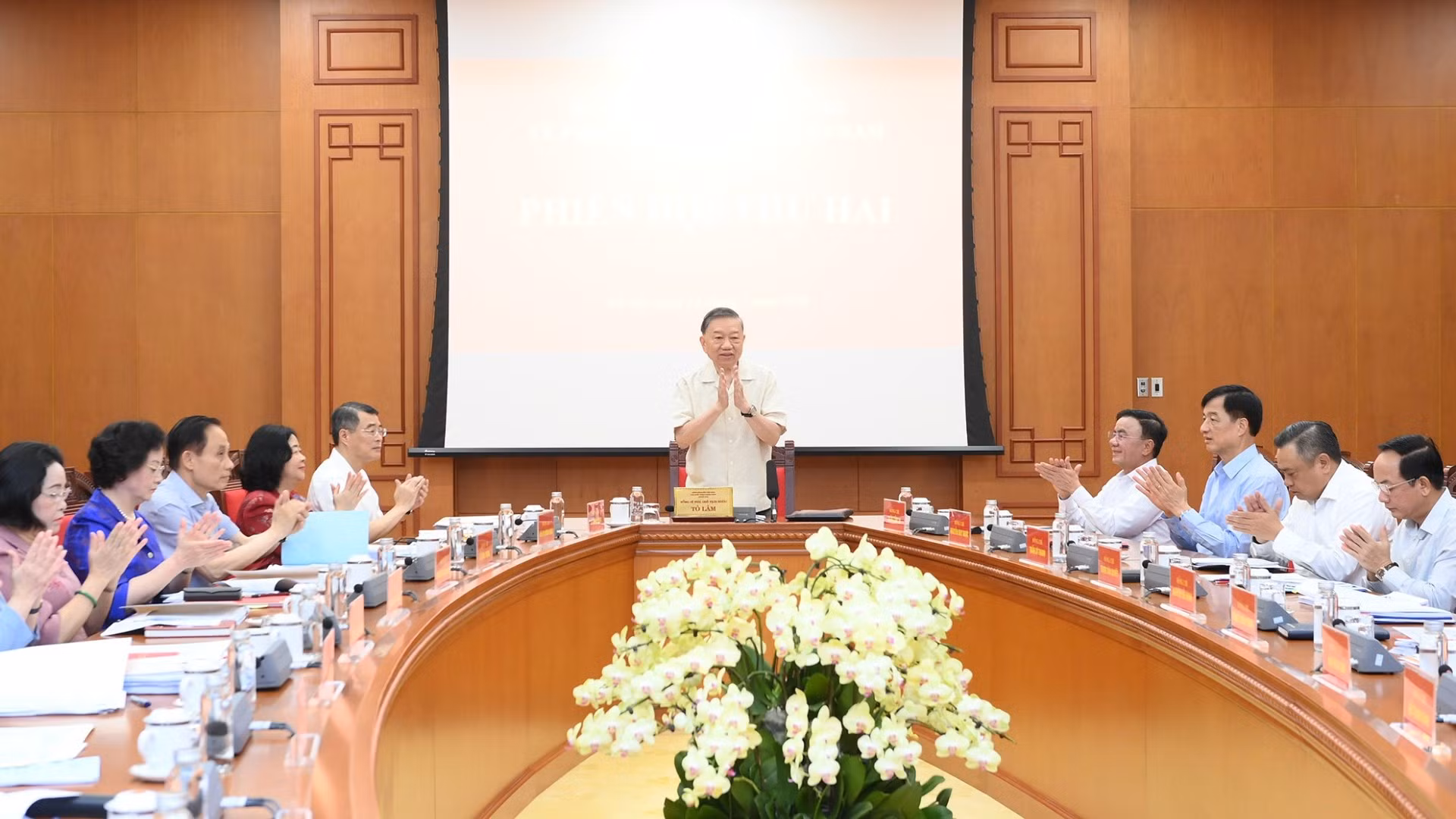 Tổng Bí thư, Chủ tịch nước Tô Lâm và các đồng chí lãnh đạo Đảng, Nhà nước dự Phiên họp thứ 2 của Ban Chỉ đạo Trung ương về phát triển văn hóa Việt Nam. (Ảnh: ĐĂNG KHOA)