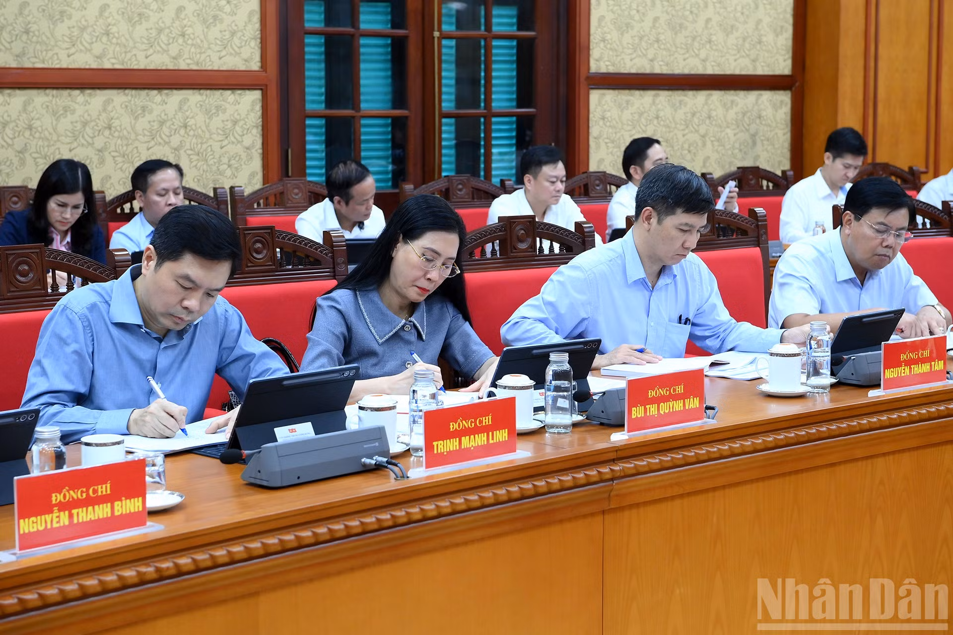 ndo_br_a8-bnd-9268.jpg