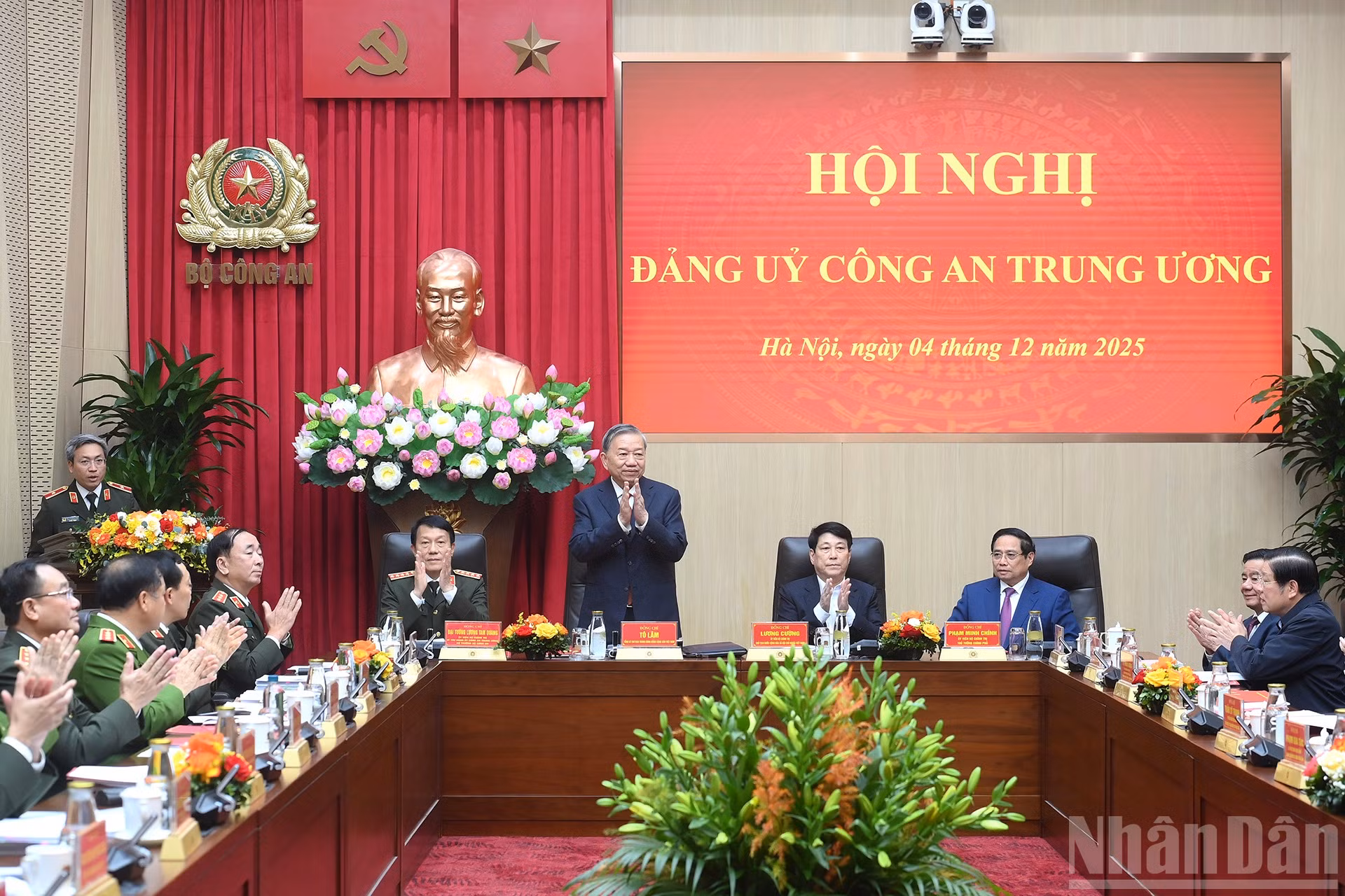 ndo_br_a1-bnd-0386.jpg