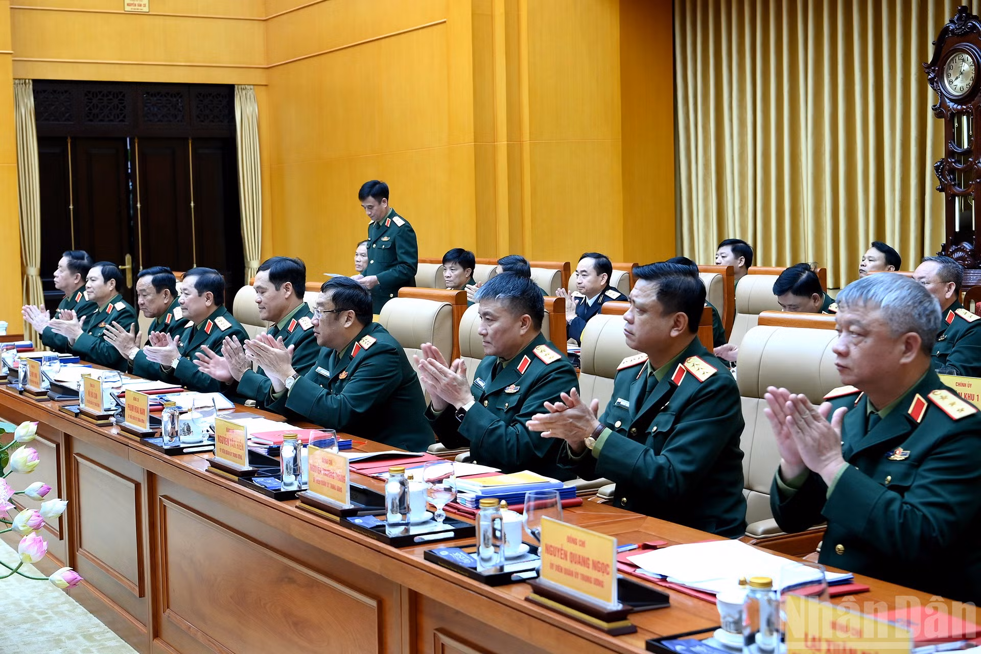 ndo_br_a7-bnd-0192.jpg