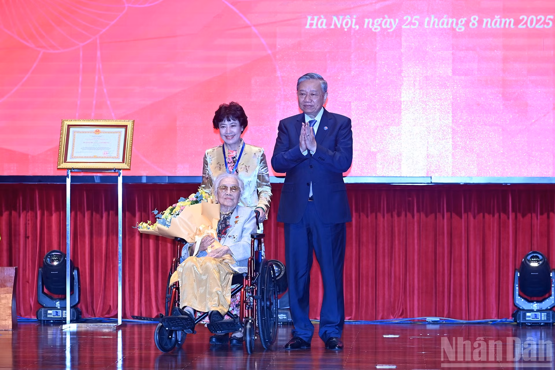 ndo_br_a15-bnd-5296.jpg