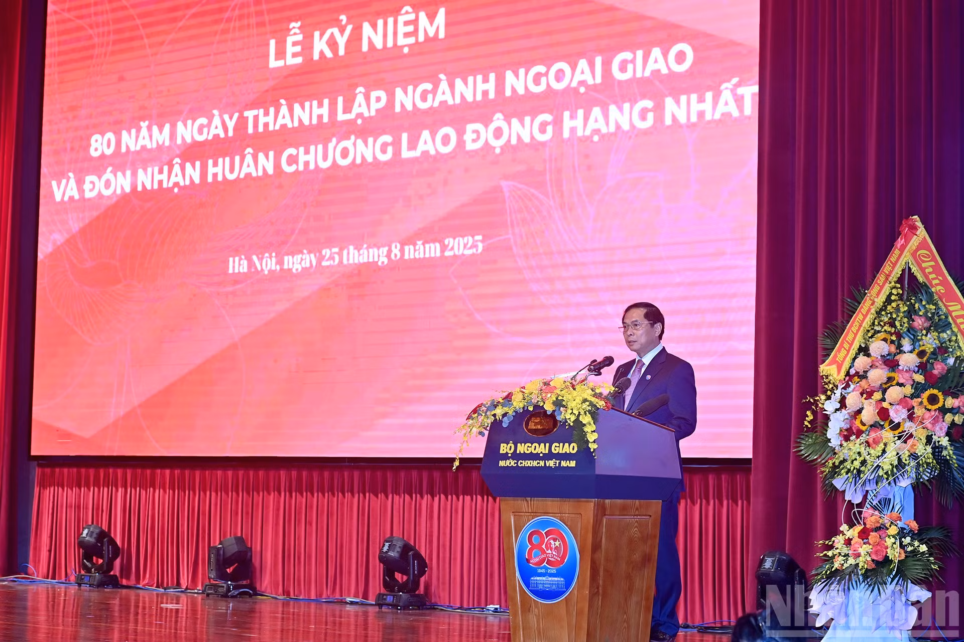 ndo_br_a14-bnd-5195.jpg