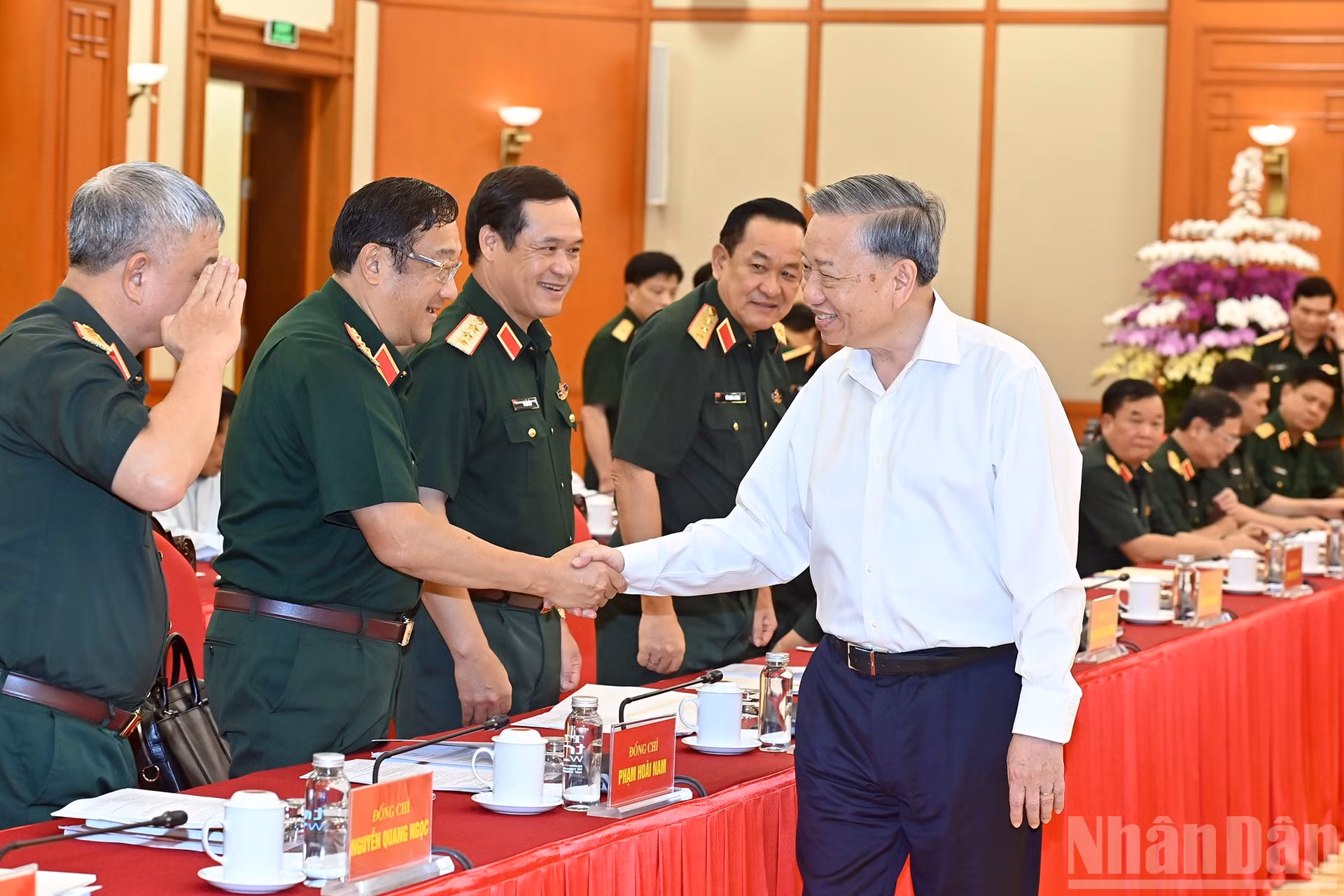 ndo_br_a4-bnd-5340.jpg