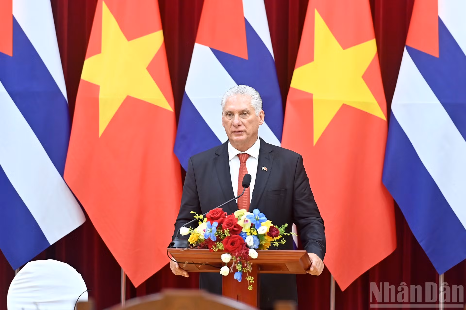 ndo_br_a6-bnd-9786.jpg