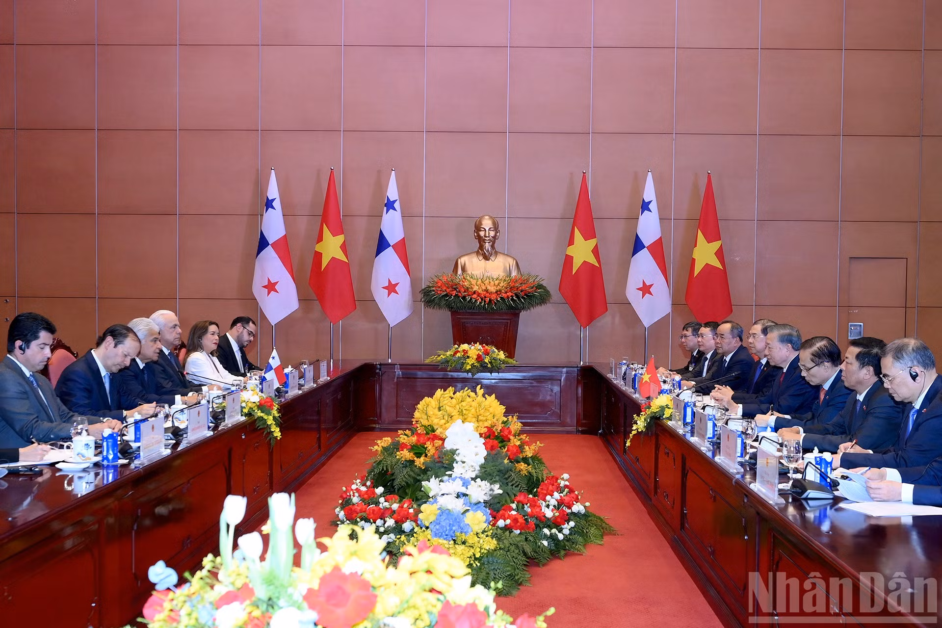 ndo_br_a6-bnd-6358.jpg