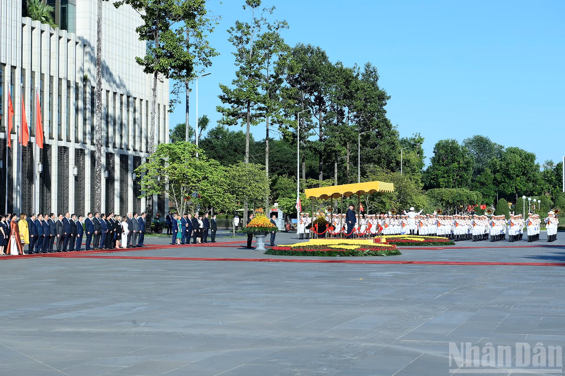 ndo_br_a3-bnd-6122.jpg