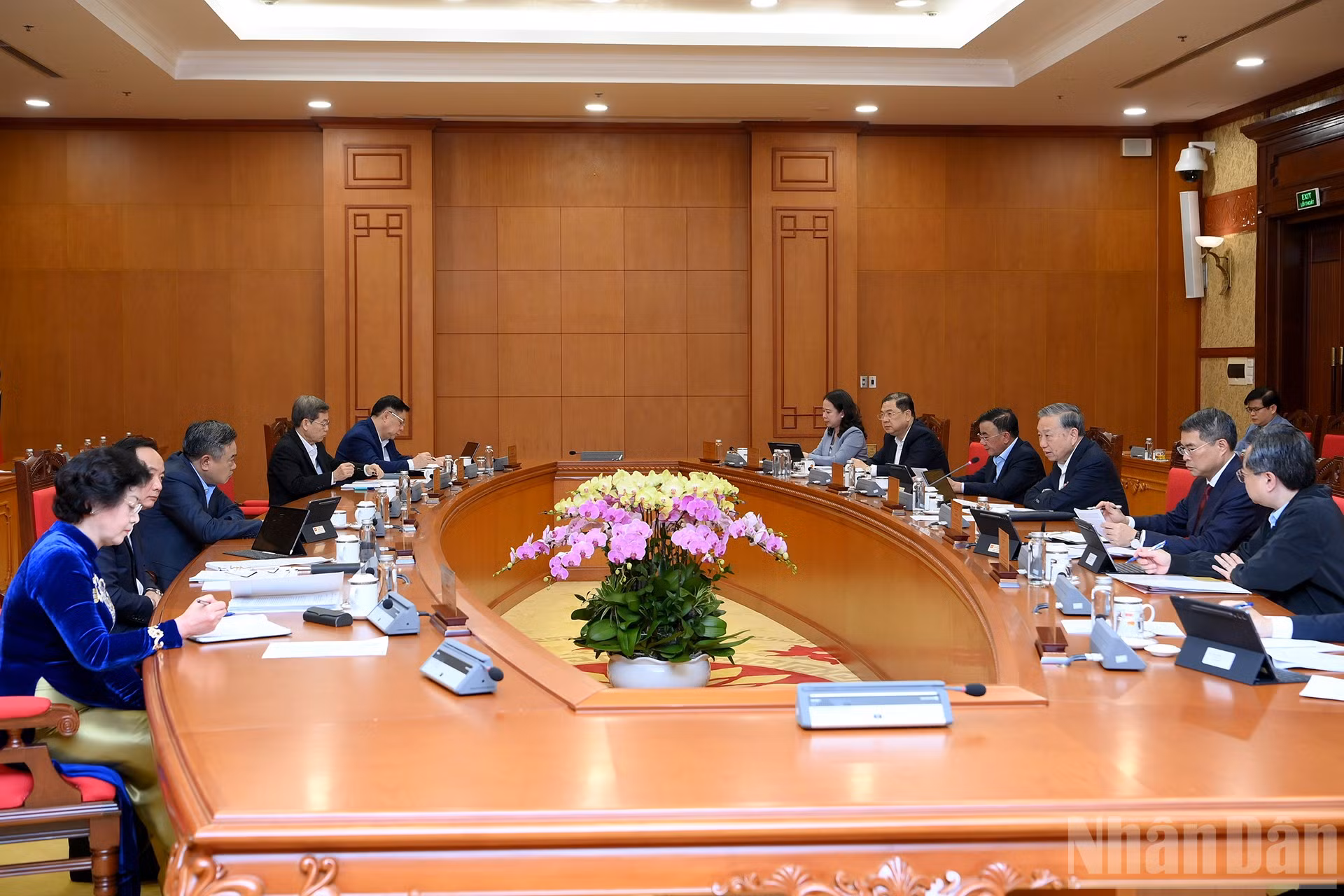 ndo_br_a8-bnd-7009.jpg