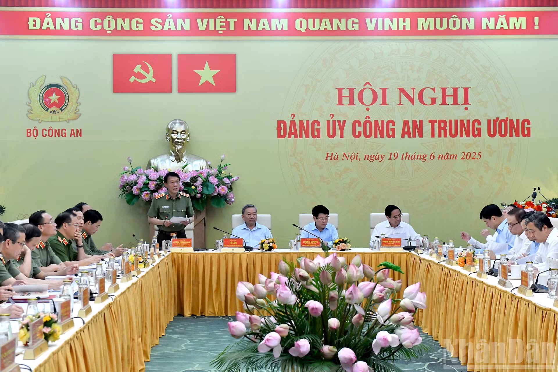 ndo_br_a6-dsc-4167-6516.jpg