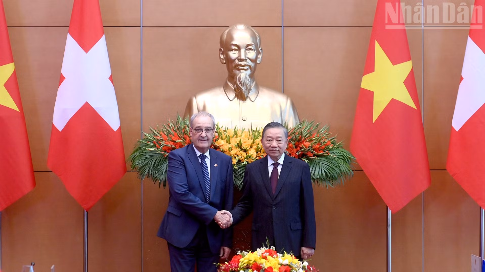 Tổng Bí thư, Chủ tịch nước Tô Lâm và Tổng thống Liên bang Thụy Sĩ Guy Parmelin tại hội đàm. (Ảnh: ĐĂNG KHOA)