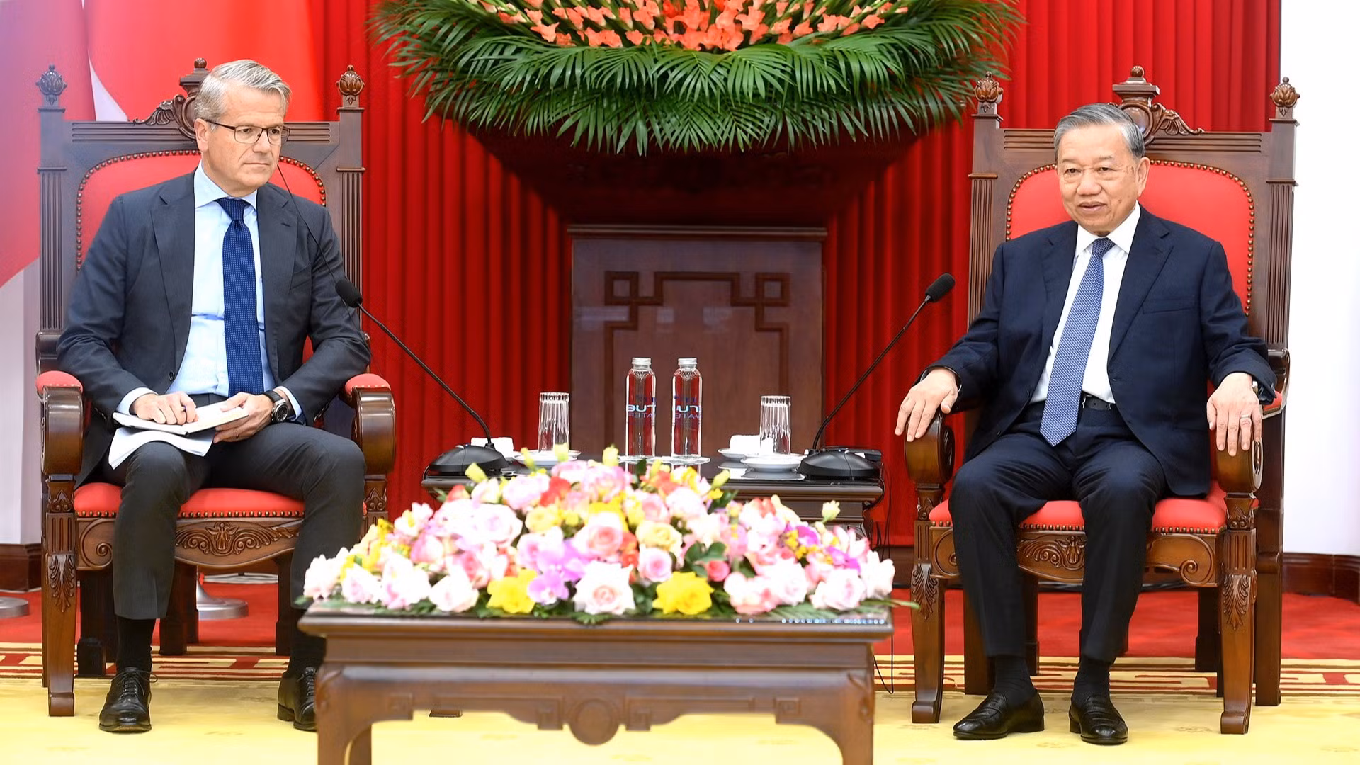 Tổng Bí thư Tô Lâm tiếp ông Vincent Clerc, Tổng Giám đốc toàn cầu Tập đoàn A.P. Moller Maersk, Đan Mạch.