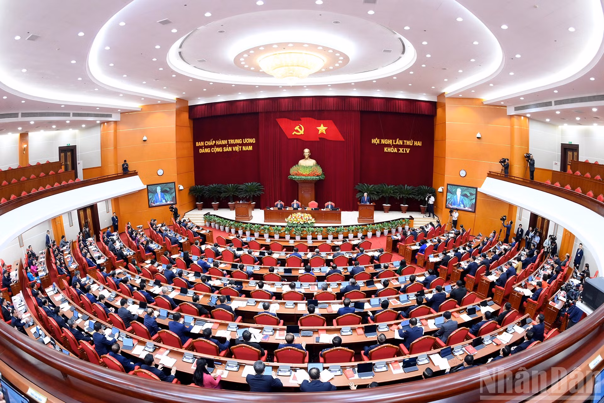 ndo_br_anh-10-bnd-4162.jpg