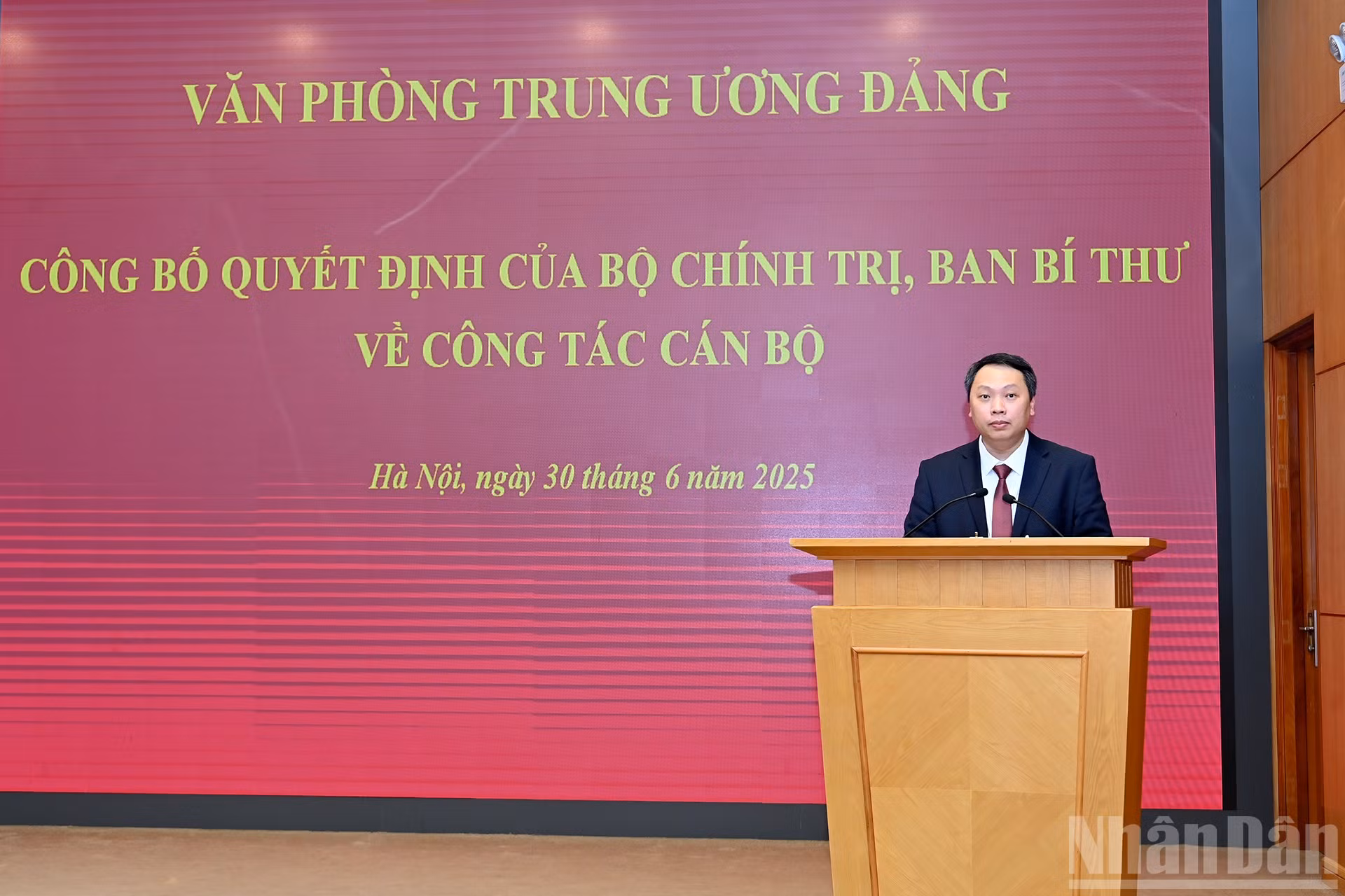 ndo_br_a6-bnd-1004.jpg