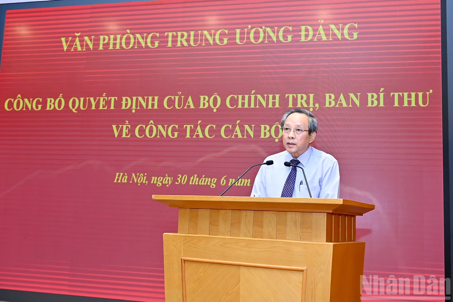 ndo_br_a3-bnd-0956.jpg