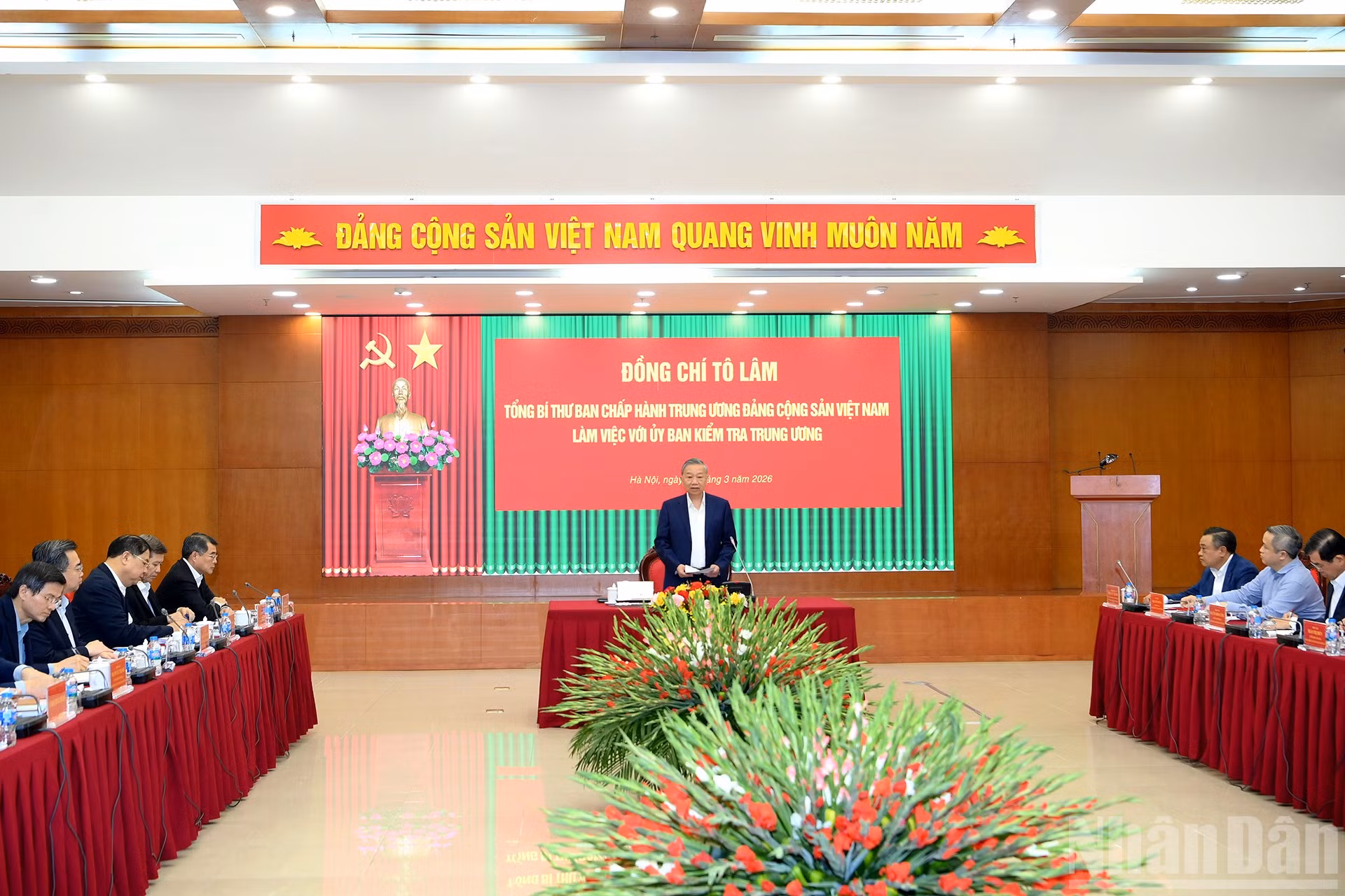 ndo_br_a4-bnd-8700.jpg