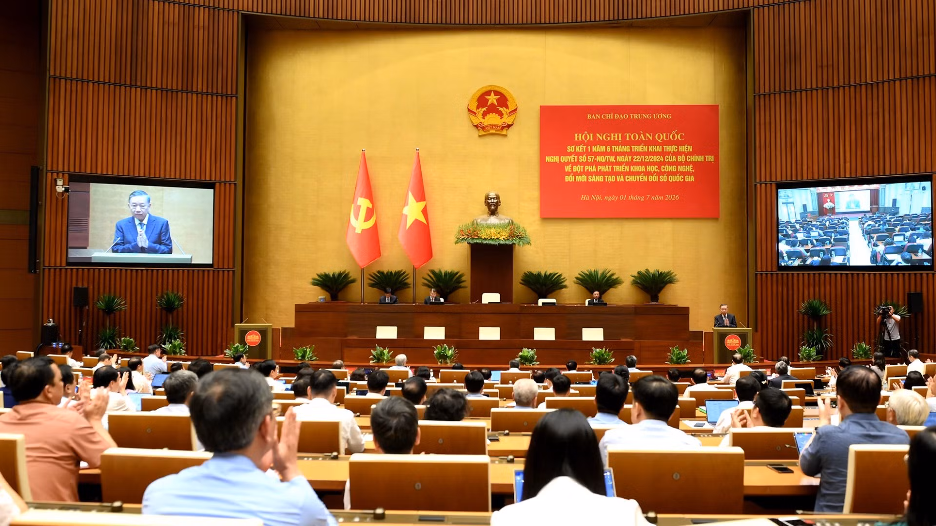 Tổng Bí thư, Chủ tịch nước Tô Lâm phát biểu chỉ đạo tại hội nghị. (Ảnh: ĐĂNG KHOA)