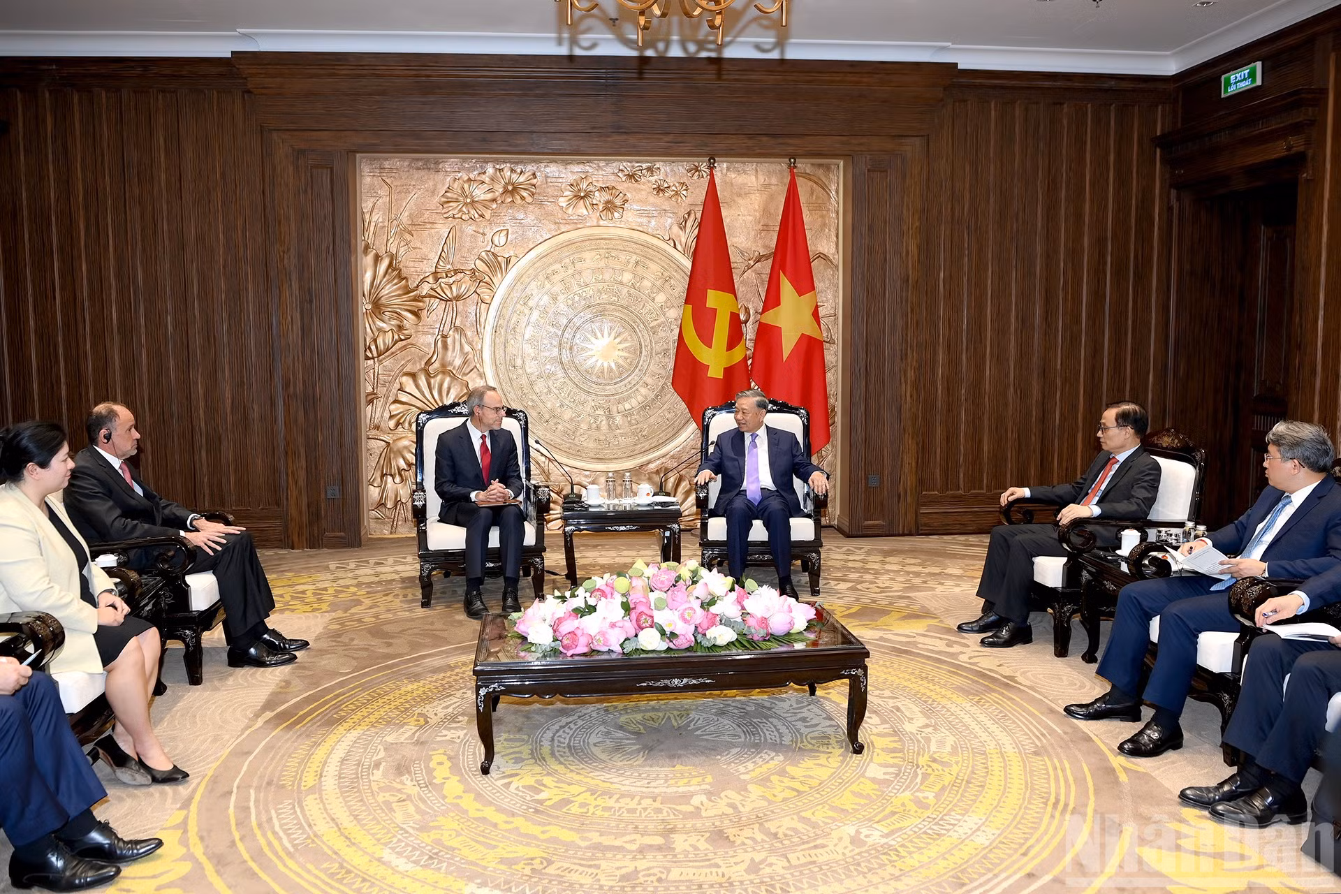 ndo_br_a4-bnd-3514.jpg