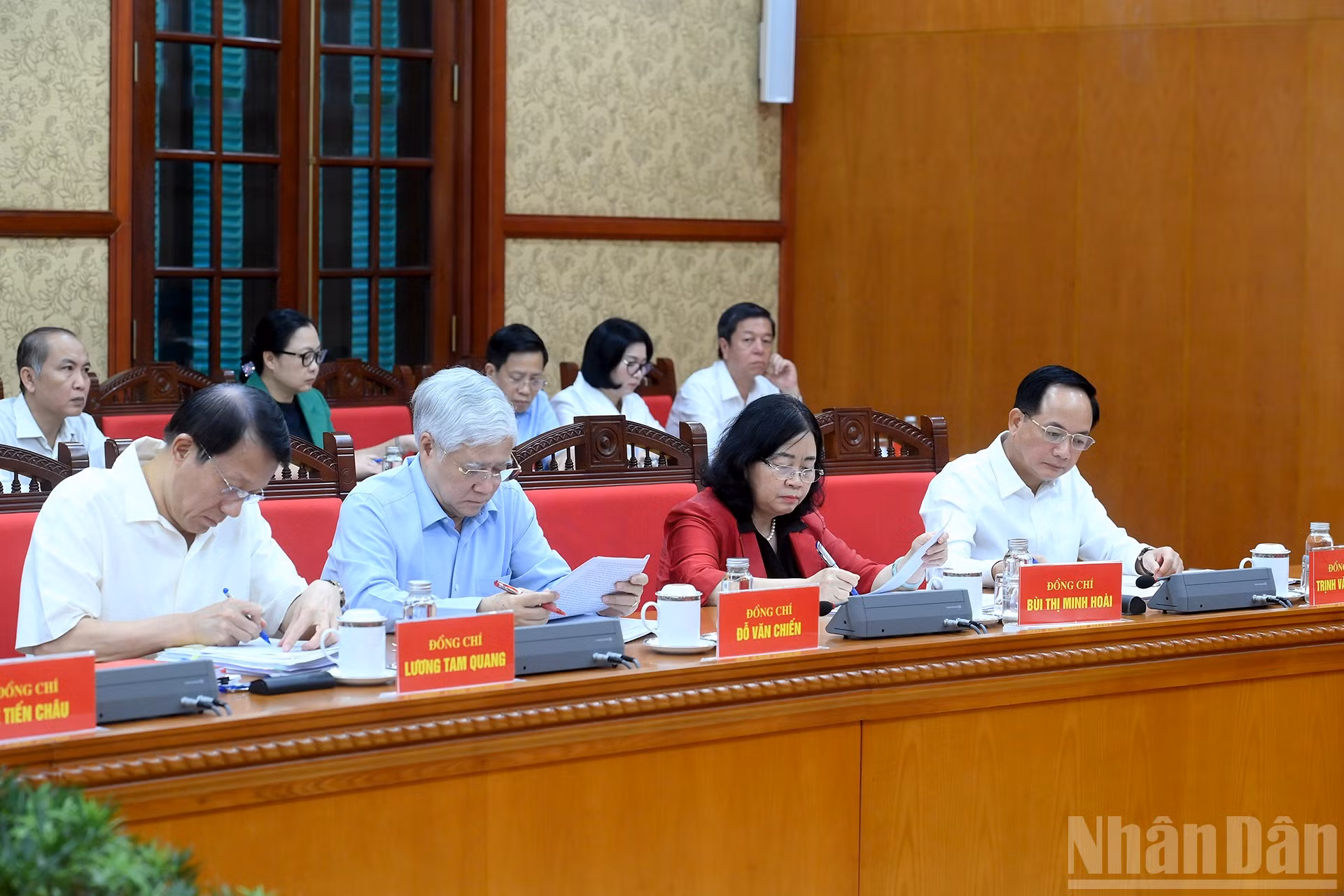 ndo_br_a5-bnd-4156.jpg