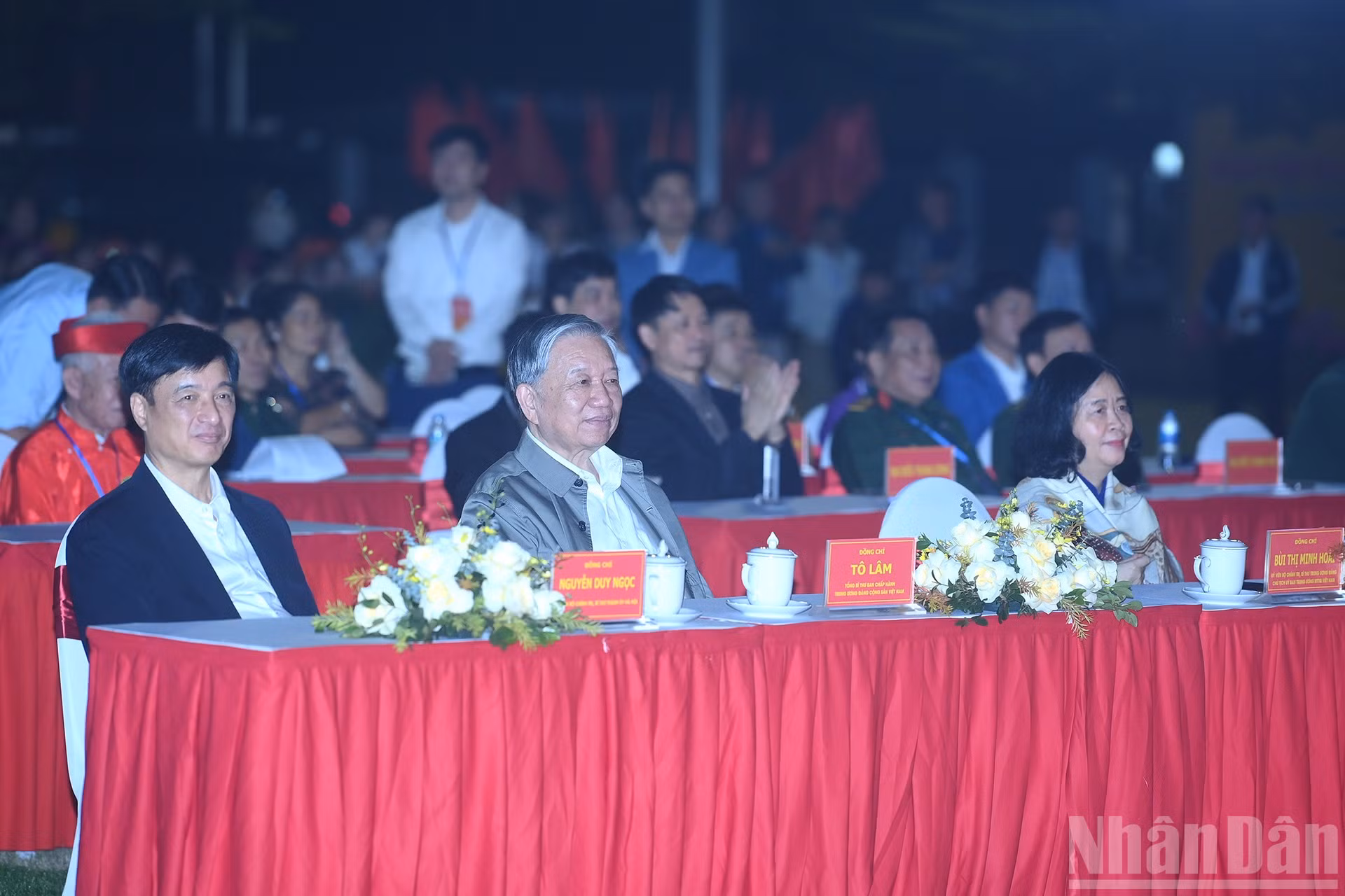 ndo_br_a5-bnd-7448.jpg