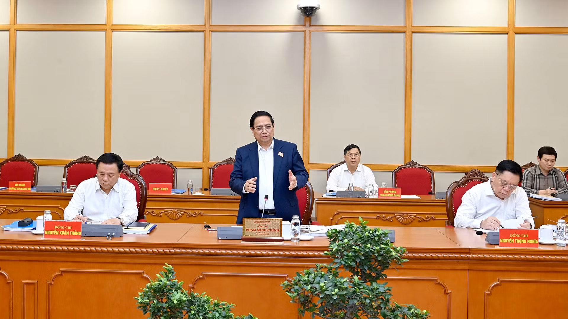 Đồng chí Phạm Minh Chính, Ủy viên Bộ Chính trị, Thủ tướng Chính phủ phát biểu tại buổi làm việc.