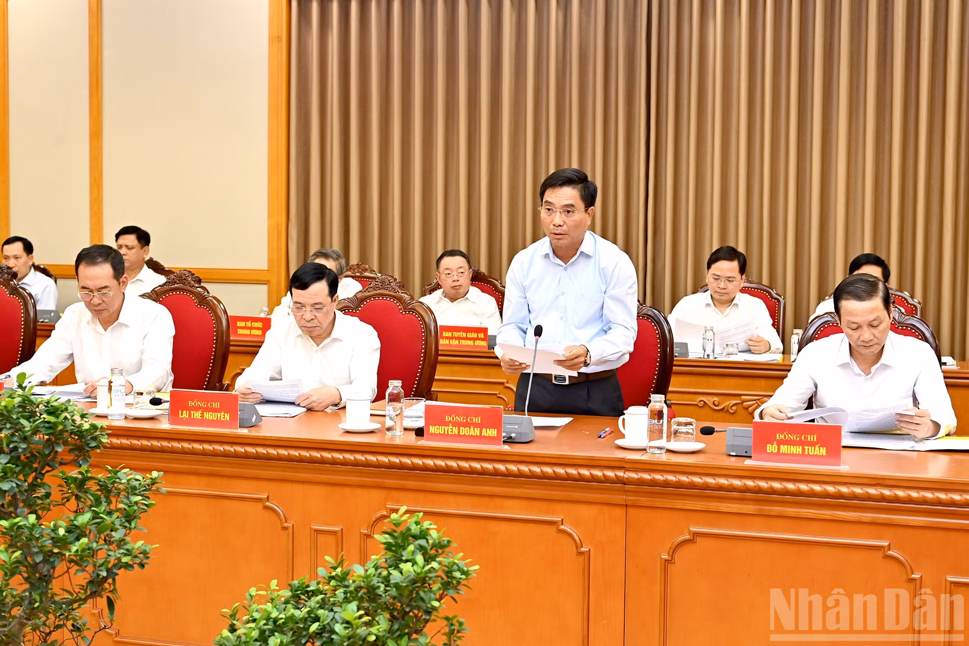 ndo_br_a14-bnd-3935.jpg