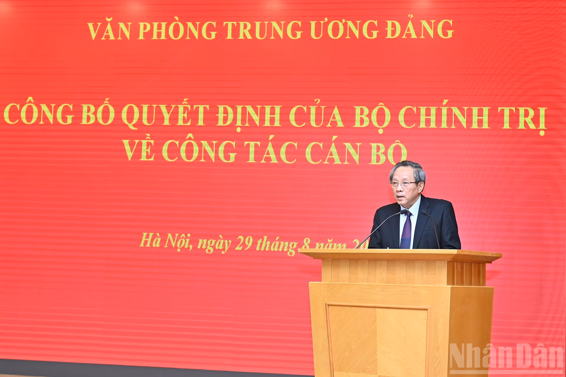 ndo_br_a10-bnd-6301.jpg