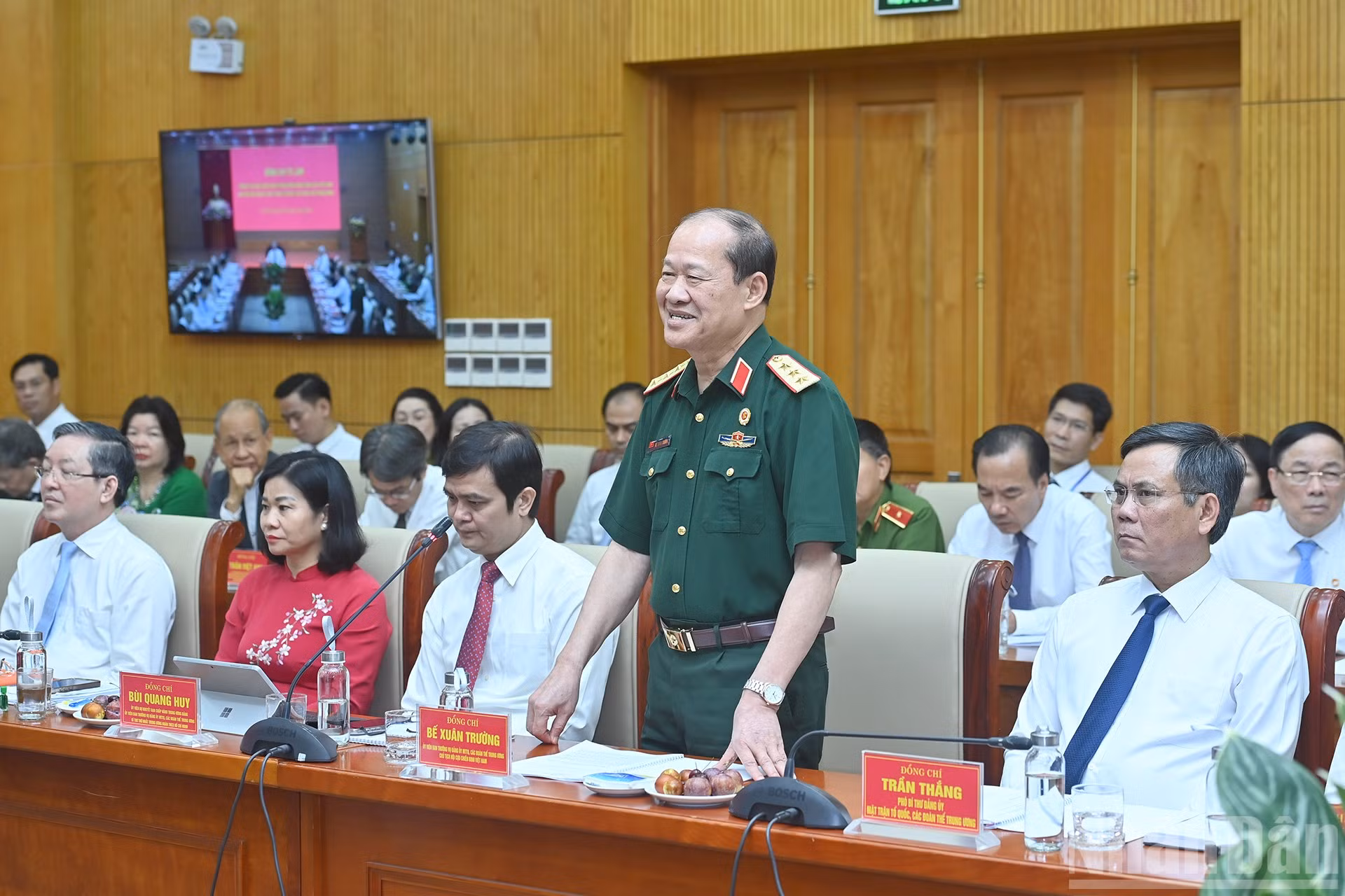 ndo_br_a14-bnd-0069.jpg