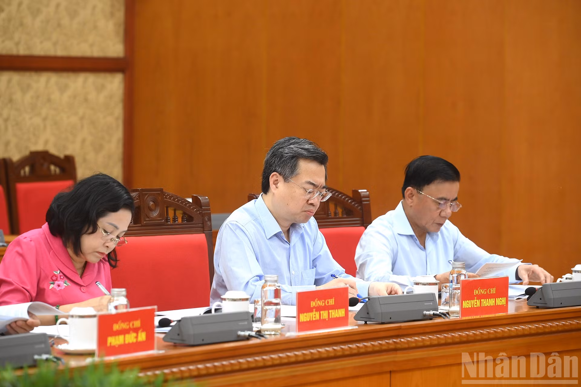 ndo_br_a6-bnd-2897.jpg