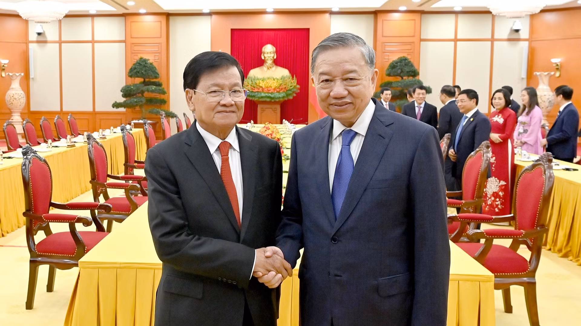 Tổng Bí thư Tô Lâm tiếp Tổng Bí thư, Chủ tịch nước Lào Thongloun Sisoulith.