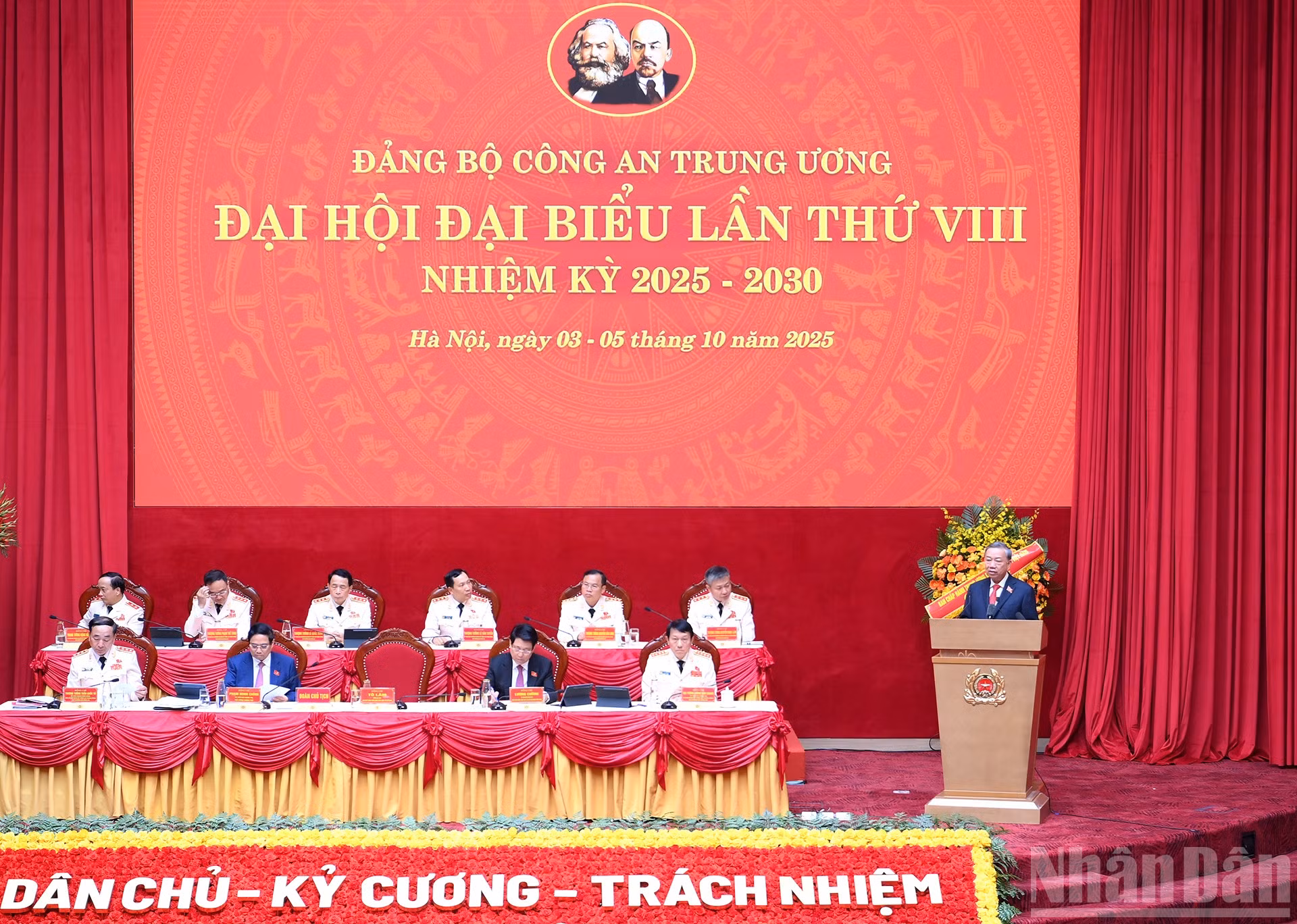 ndo_br_a9-bnd-1762.jpg