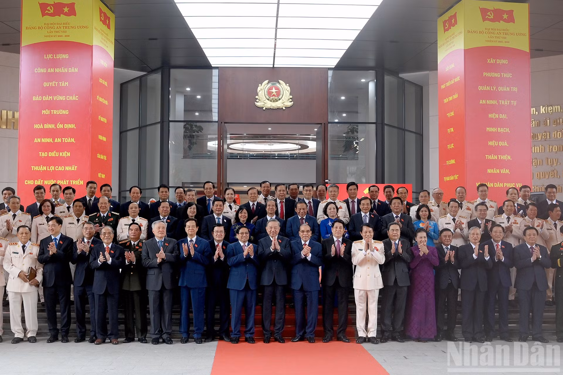 ndo_br_a14-bnd-1854.jpg