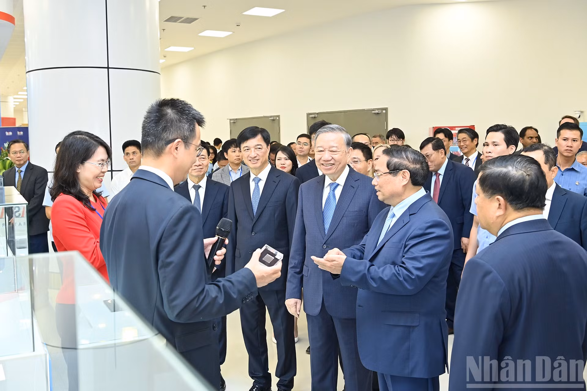 ndo_br_a14-bnd-9908.jpg