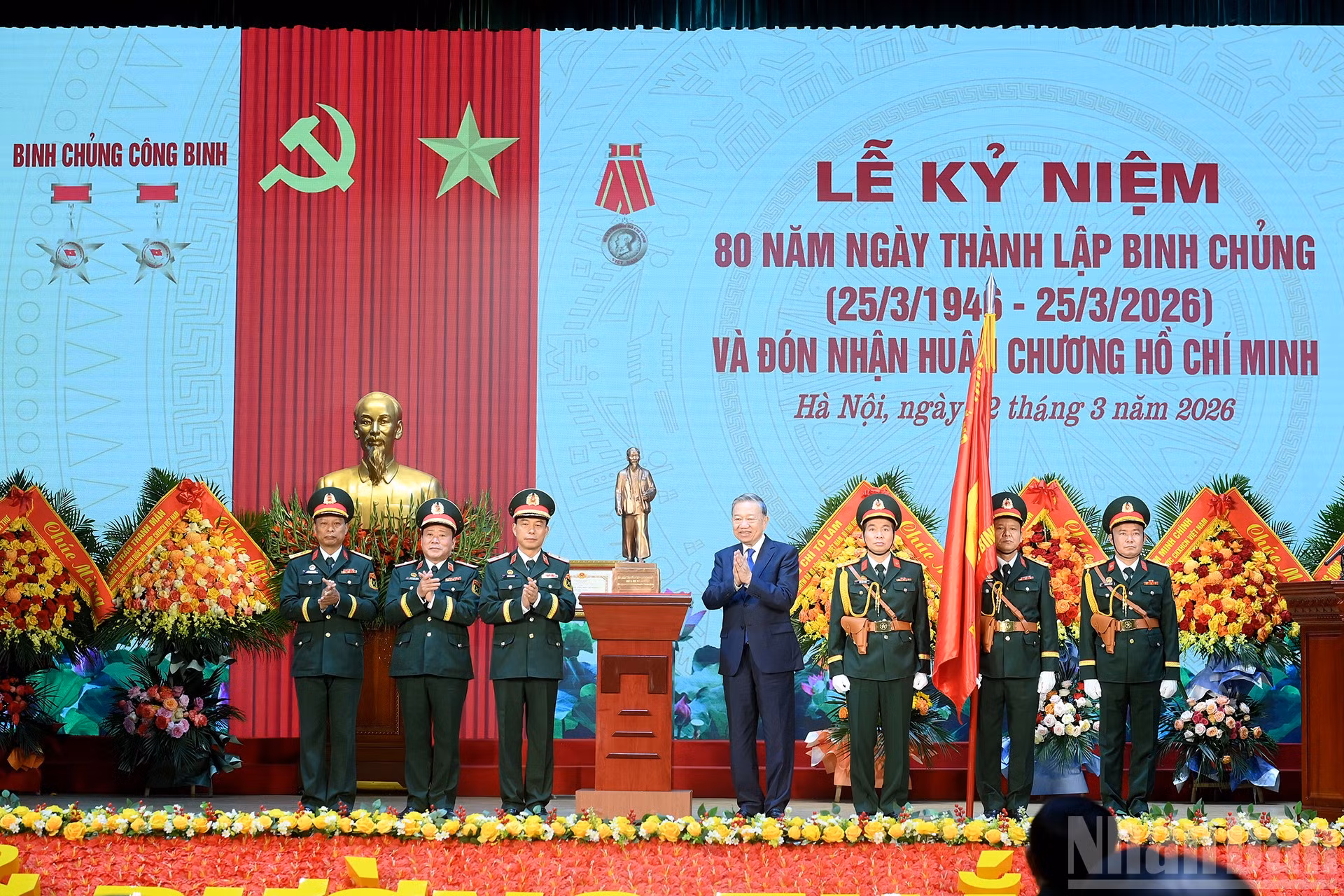 ndo_br_a8-bnd-3910.jpg