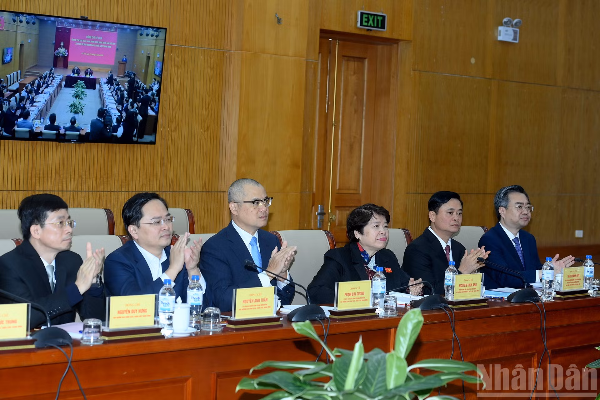 ndo_br_a8-bnd-6818.jpg