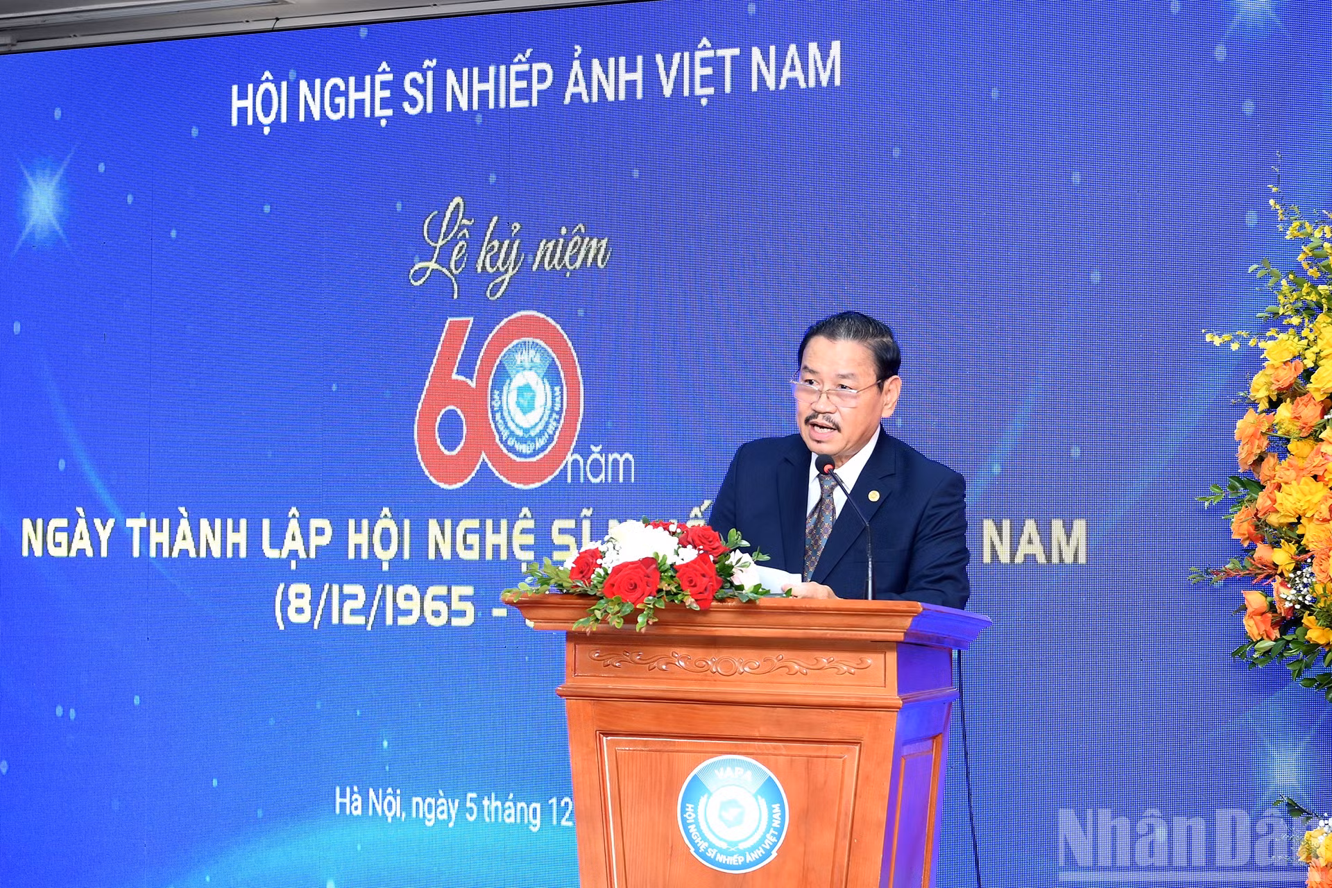 ndo_br_a8-bnd-0815.jpg