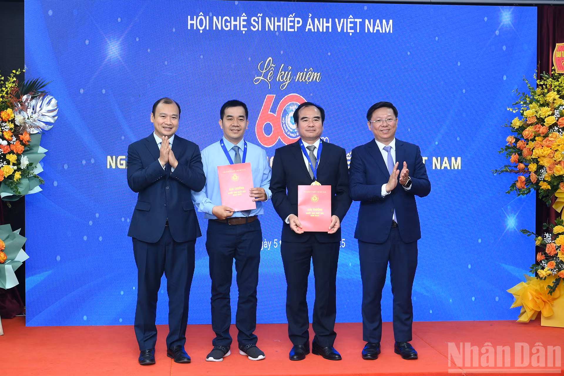 ndo_br_a11-bnd-0843.jpg