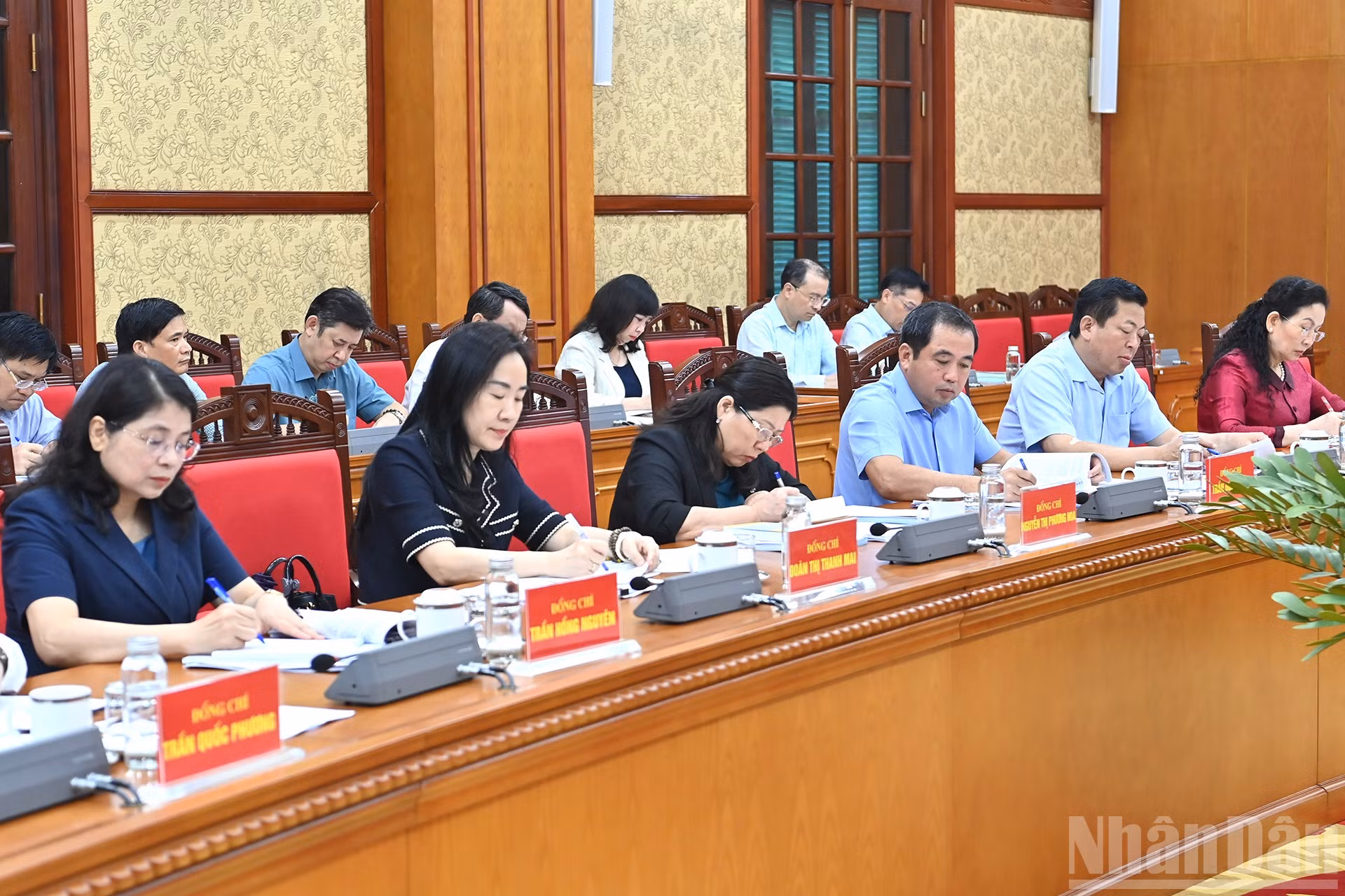 ndo_br_a7-bnd-6886.jpg
