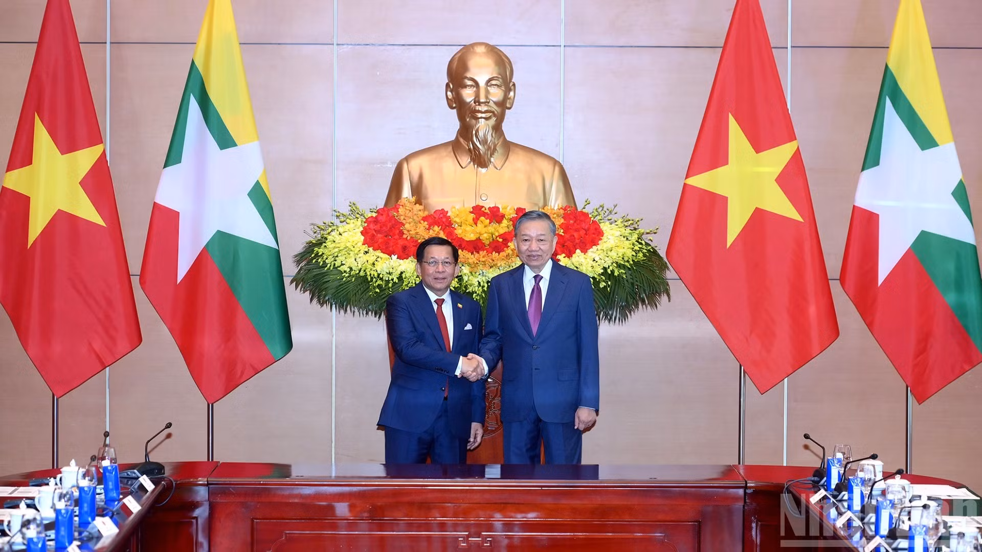 Tổng Bí thư, Chủ tịch nước Tô Lâm và Tổng thống Myanmar Min Aung Hlaing tại hội đàm. (Ảnh: ĐĂNG KHOA)