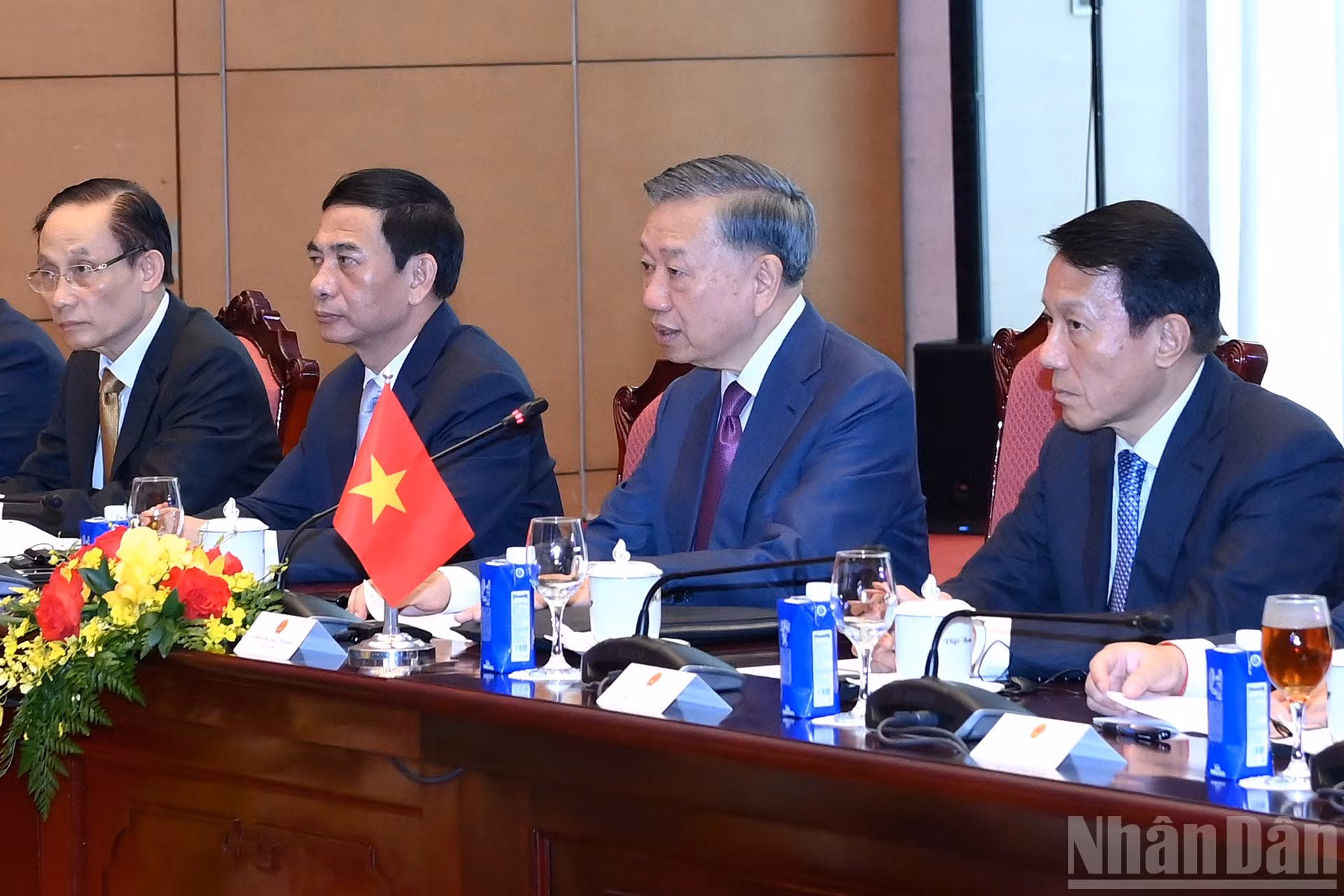 ndo_br_a4-bnd-0280.jpg