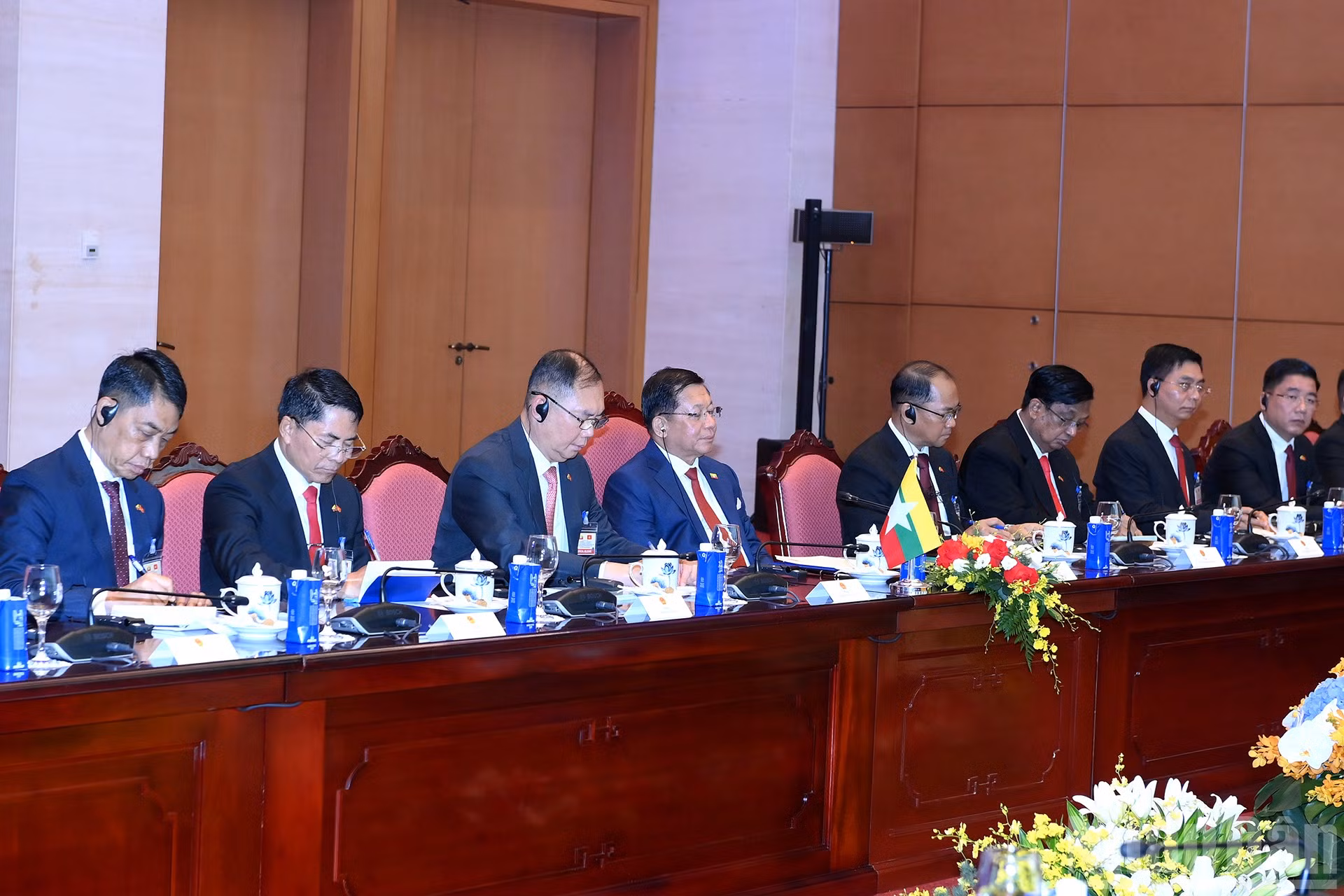 ndo_br_a6-bnd-0277.jpg