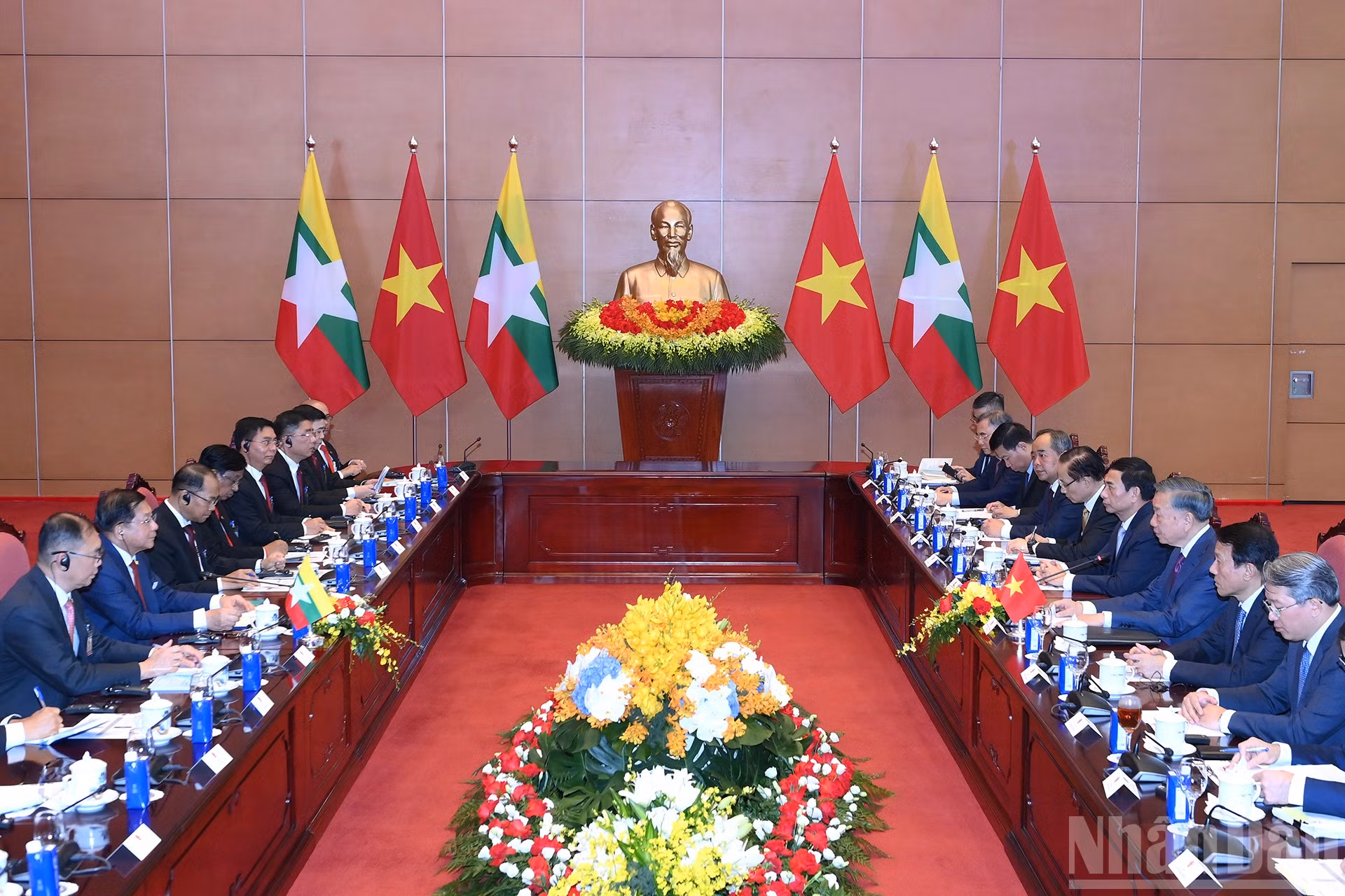 ndo_br_a3-bnd-0276.jpg