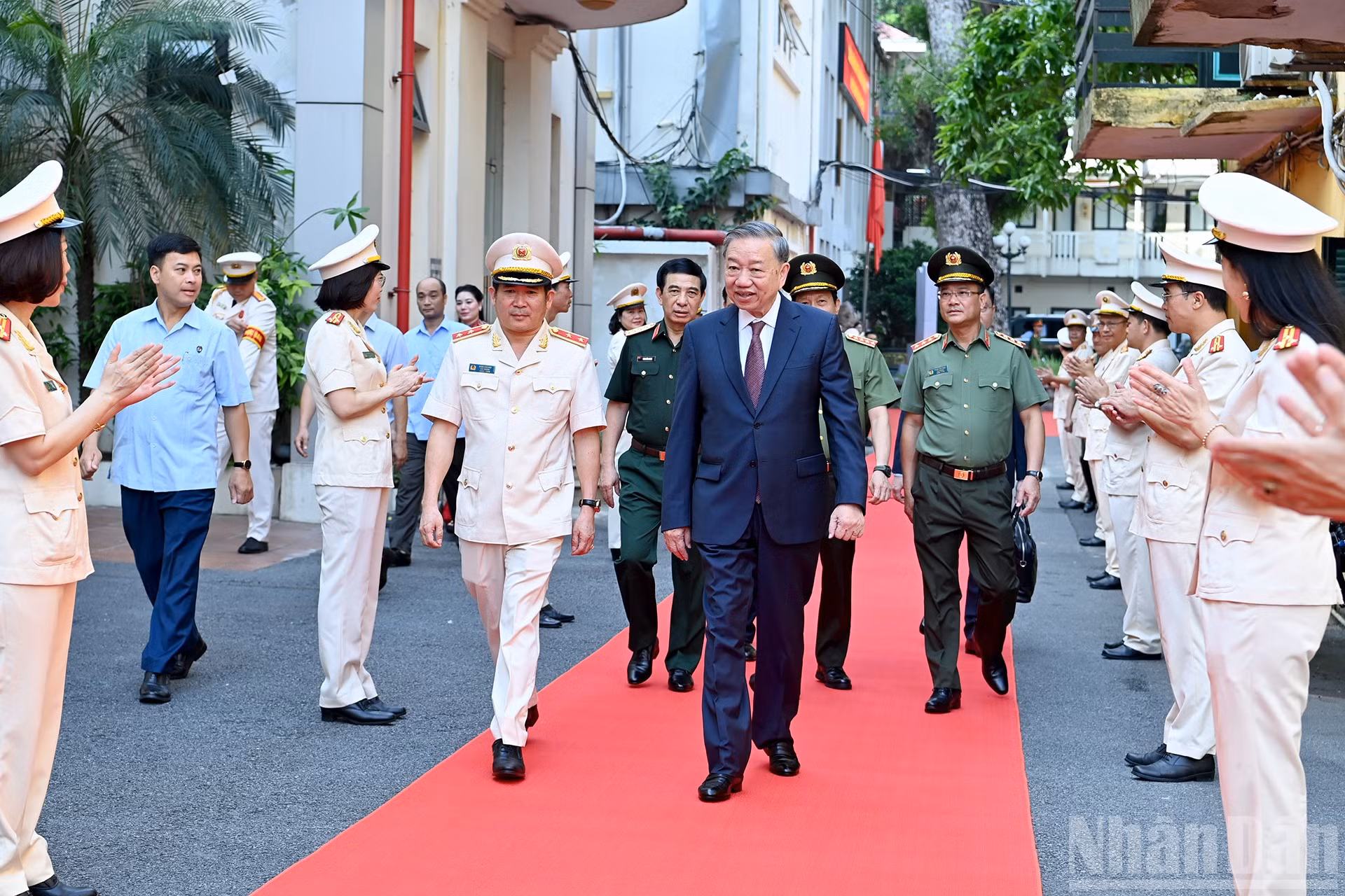 ndo_br_a2-bnd-6154.jpg