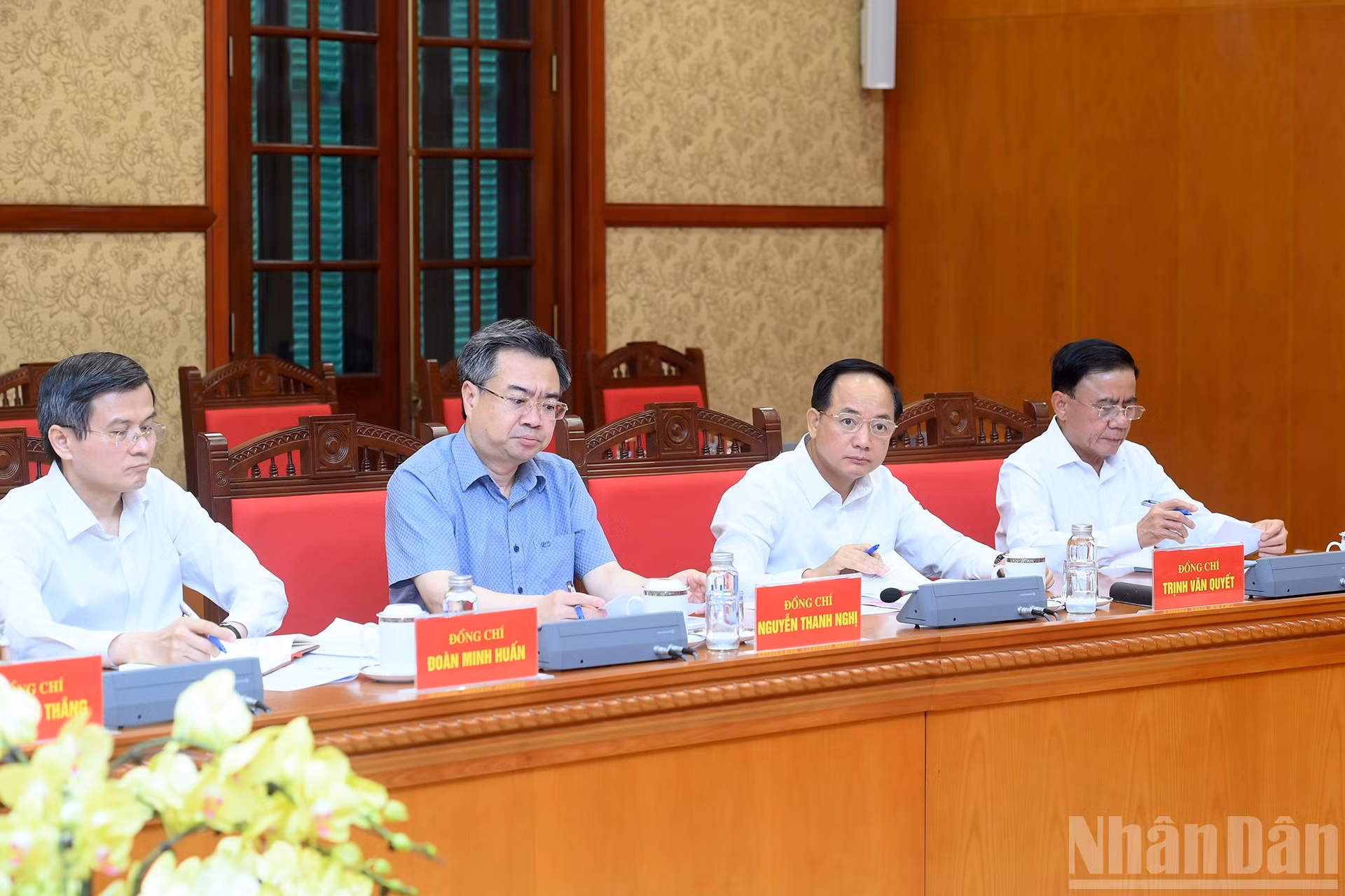ndo_br_a4-bnd-7165.jpg