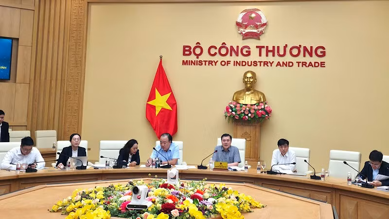 Toàn cảnh hội nghị.