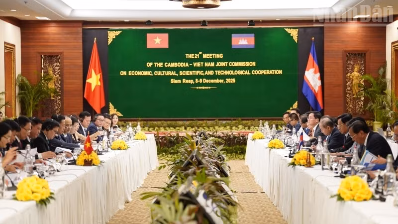 Quang cảnh Kỳ họp lần thứ 21 Ủy ban Hỗn hợp Việt Nam-Campuchia về hợp tác kinh tế, văn hóa, khoa học và kỹ thuật. (Ảnh: ĐINH TRƯỜNG)
