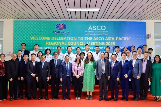 Đoàn địa biểu ASCO đến thăm Bệnh viện K.