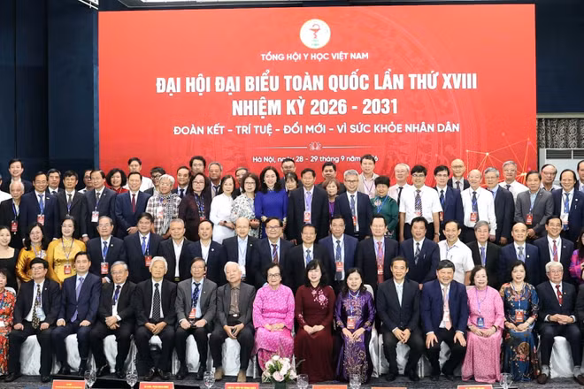 Các đại biểu tham dự Đại hội đại biểu toàn quốc lần thứ XVIII của Tổng hội Y học Việt Nam. (Ảnh: TRẦN MINH)