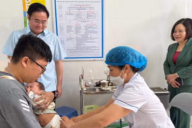 Tiêm chủng chủ động và tiếp cận vaccine bền vững là một trụ cột ưu tiên trong thời gian tới.