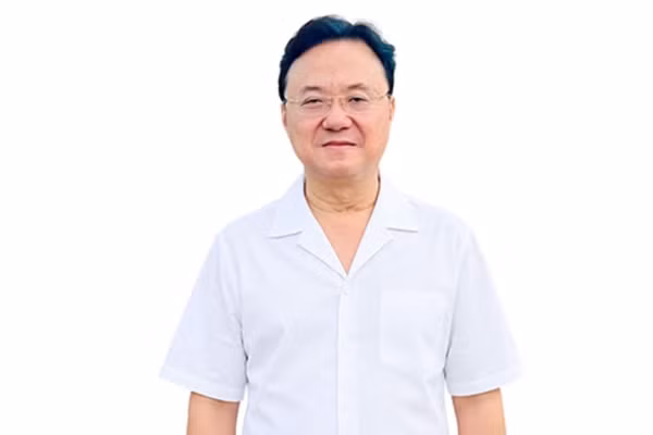Nhà thơ Hồng Thanh Quang.