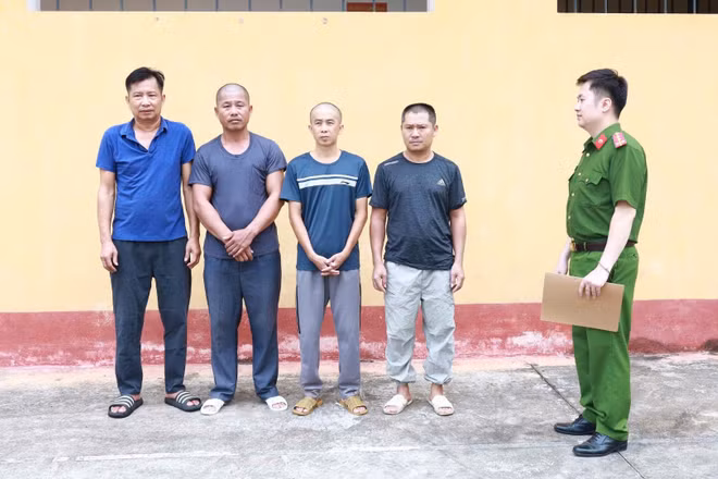 Công an tỉnh Lạng Sơn khởi tố 4 đối tượng có hành vi cá độ bóng đá với số tiền hơn 600 triệu đồng.